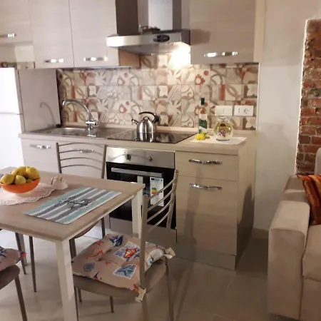 La Casa Dei Dipinti Delle Cinque Terre